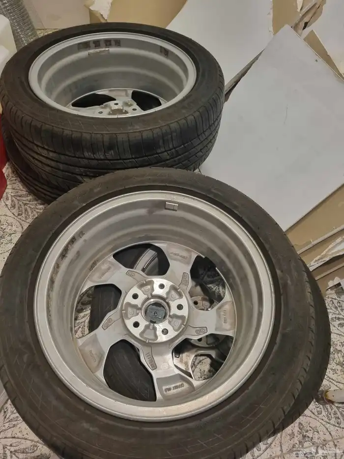 طقم كفرات عريضة بالجنوط .. اخو الجديد 0