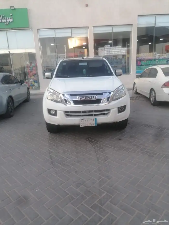 ديماكس ايسوزو 2015 3