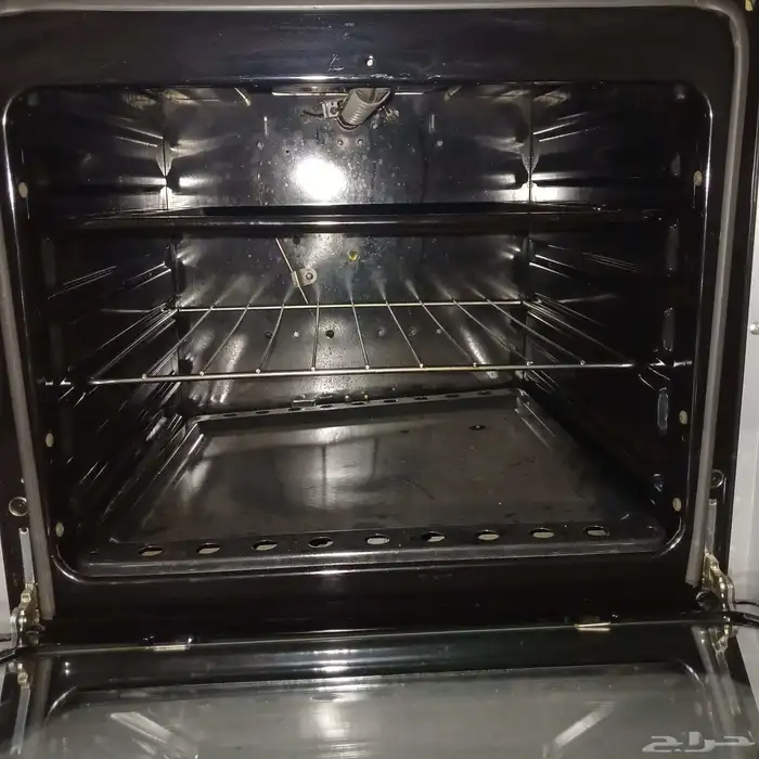 غاز اربع رؤس نظيف جدا استخدام 4 شهور فقط كلشي شغال 2