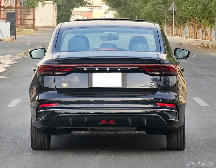 جيلي امجراند 2023 فل كامل 13