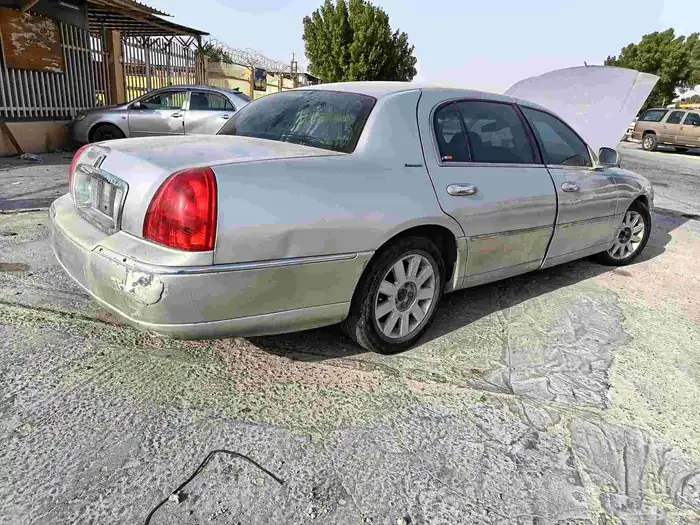 لينكون 2003 2