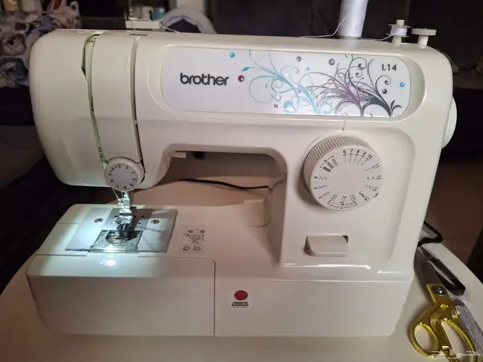 ماكينة خياطة 0