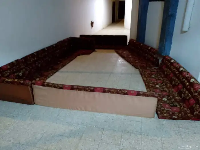 كنب 4 7 نضيف علئ السوم 2