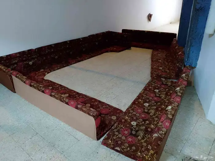 كنب 4 7 نضيف علئ السوم 0