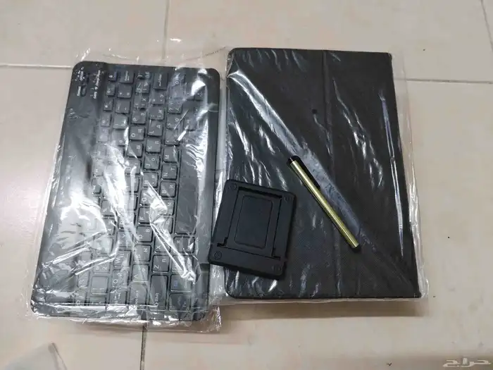تاب بكيبورد وقلم 1