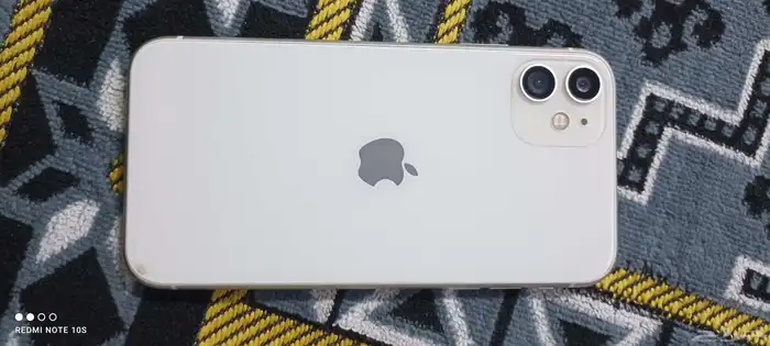 ايفون 11 للبيع 0