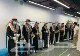 قهوجيين وصبابين رجال ونساء 9
