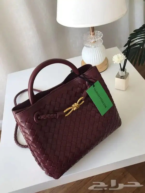 شنط ماركة بوتيجا طبق الأصل 7