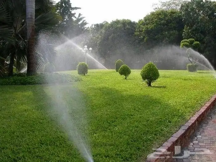 أنظمة رذاذ وضباب وشبكات الري 3