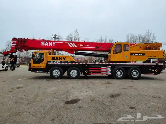 كرينات للجار والمشوار جده امام ملعب الجوهره 3