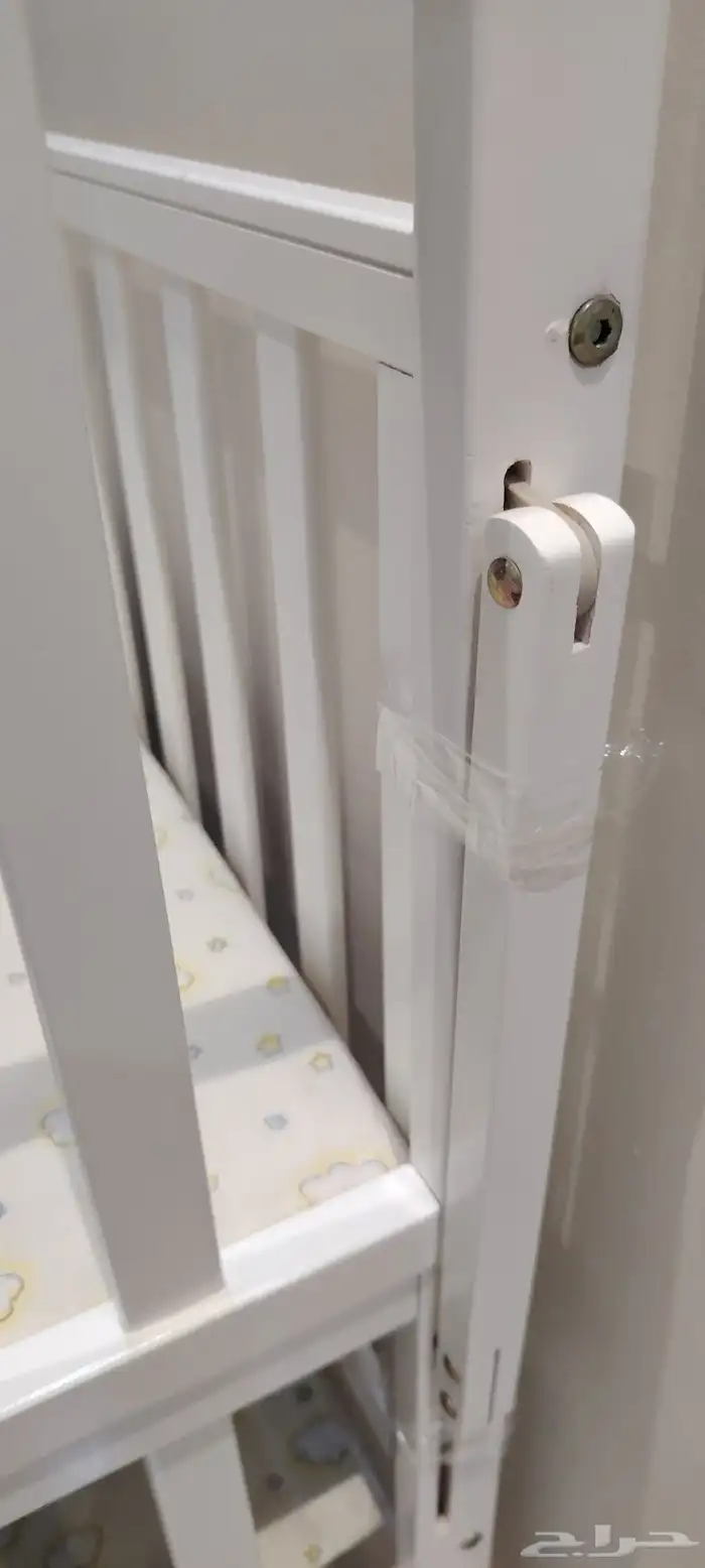 كرسي سيارة وسرير 4