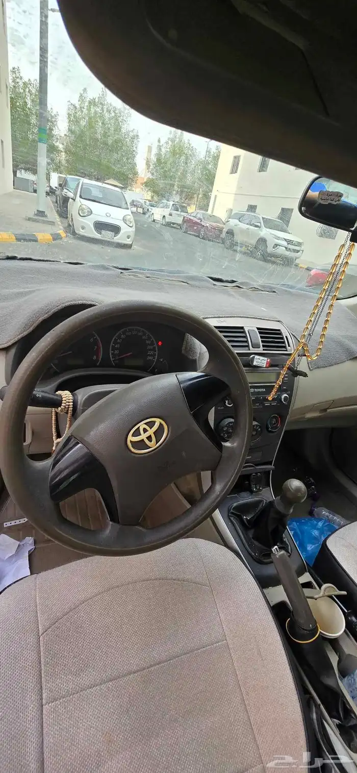 للبيع كورولا موديل 2009 8
