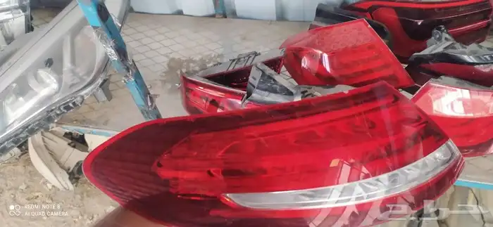 اسطبات مرسيدس و بي ام دبليو 6