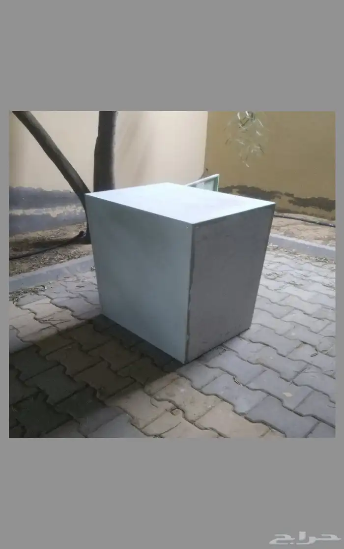 دولاب نظيف جدا حديد 3