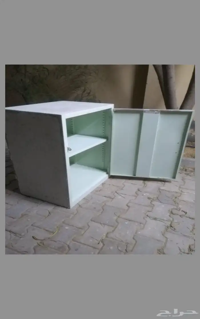 دولاب نظيف جدا حديد 1