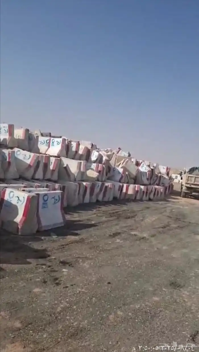 توريد حواجز خرسانيه مستخدمه 9