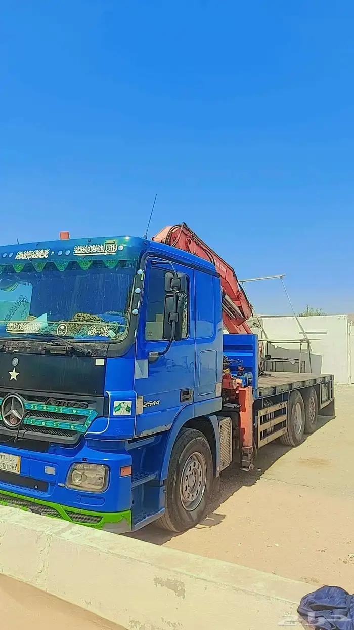 للايجار وانش داخل جدھ او خارج جدھ ماشوار يومي  شھريا 7