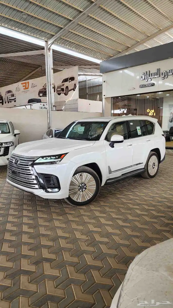 لكزس LX600 BB سعودي ابيض جملي وابيض اف وايت ( 2025 ) 2