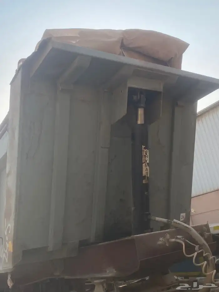 صندوق قلاب للبيع 0