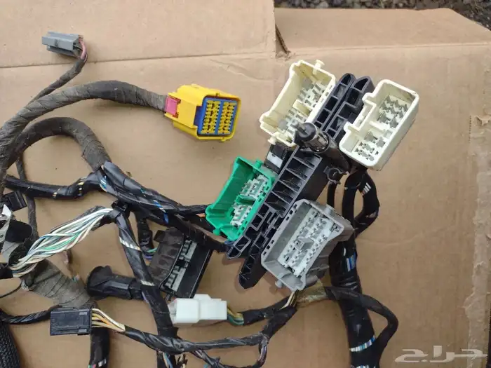 ظفيرة طبلون كرايسلر c300 من موديل 2005 الى 2010 2