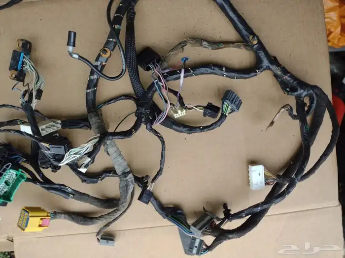 ظفيرة طبلون كرايسلر c300 من موديل 2005 الى 2010 3