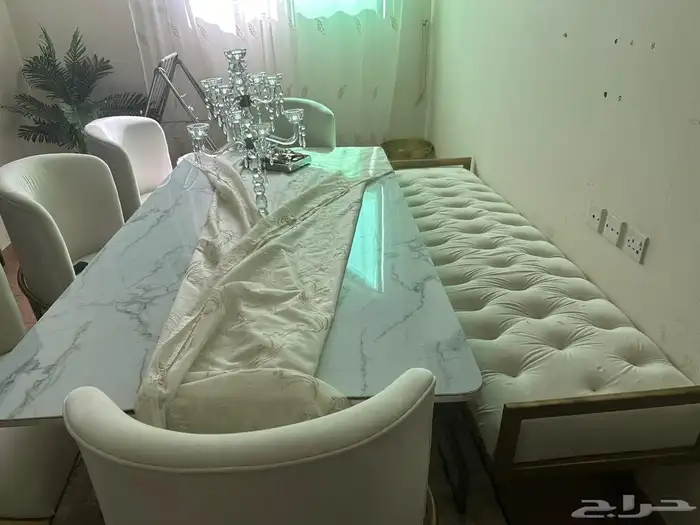 غرفة طعام 0