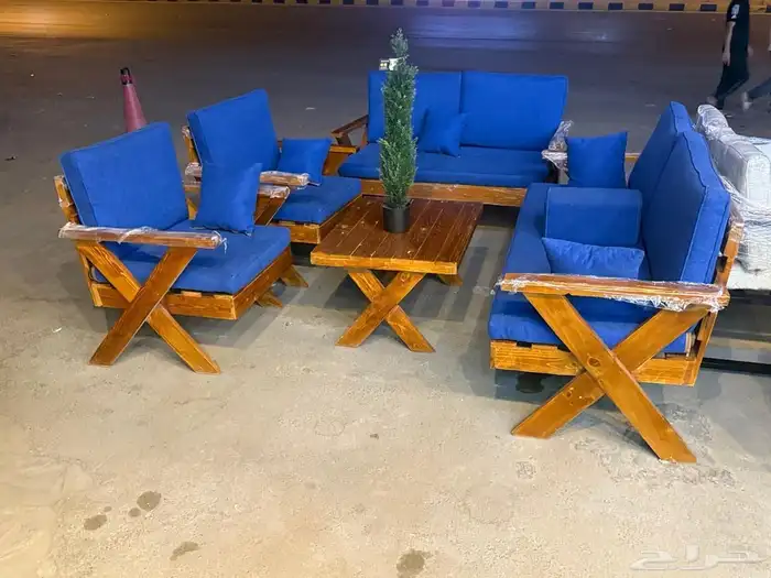طقم جلسات خارجية حديد وخشب الأسعار مناسب 2