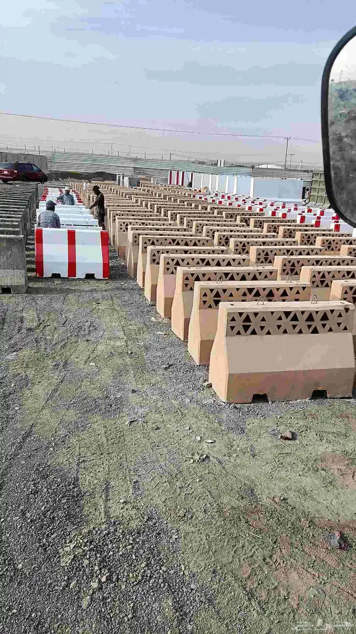 حواجز خرسانيه وزينة حدائق 7