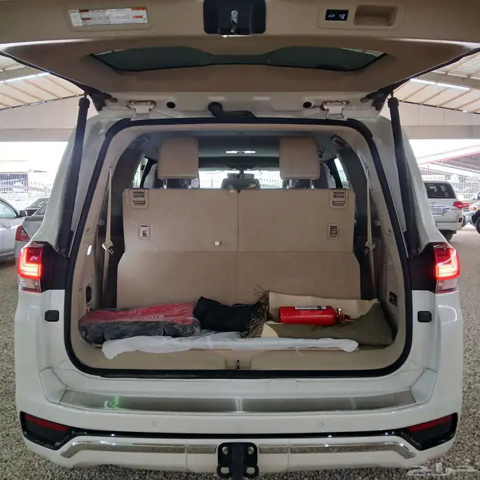 تويوتا GXR 2024 بنزين L3 عبداللطيف جميل 11