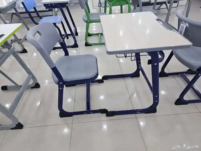 طاولات مدرسية 10