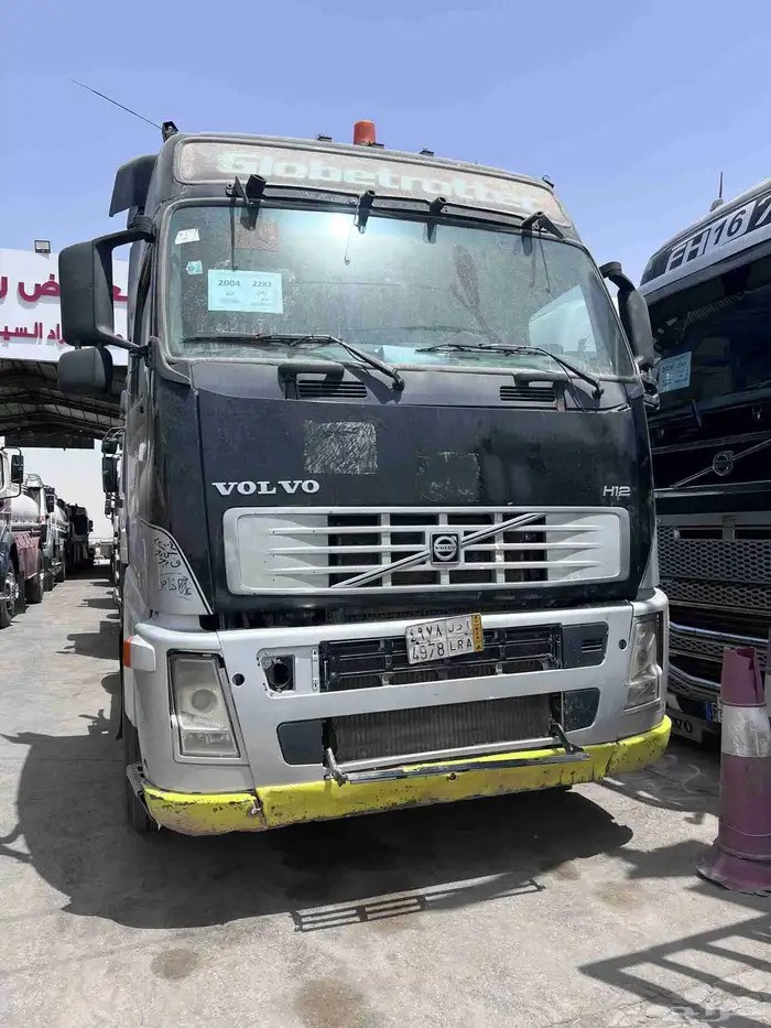 حراج معرض رائد للسيارات والشاحنات والمعدات الثقيله 3