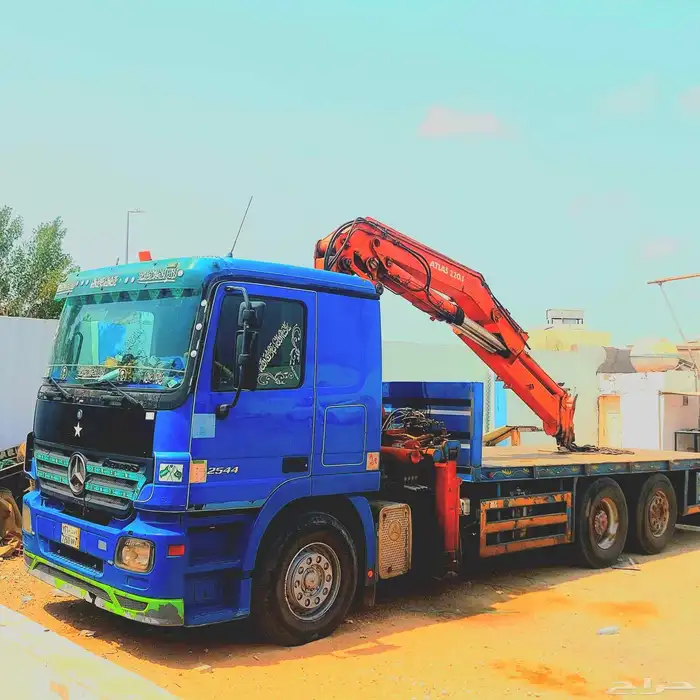 للايجار وانش داخل جدھ او خارج جدھ ماشوار يومي  شھريا 2