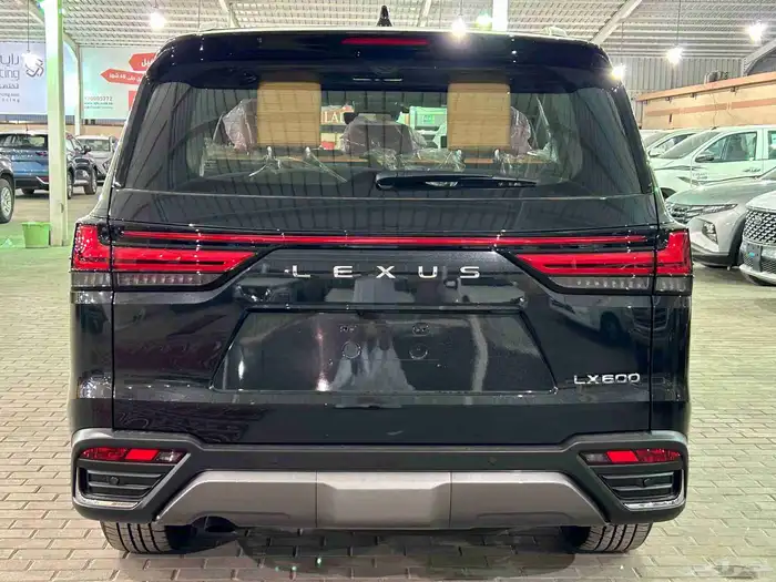 لكزس LX600BBموديل 2025سعودي 5