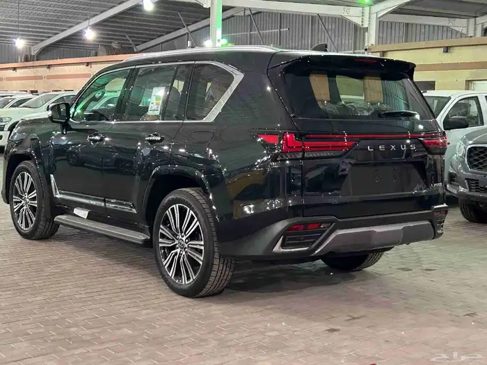 لكزس LX600BBموديل 2025سعودي 3