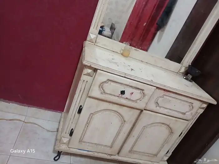 اثاث للبيع سرير 4 حبات ودوليب الاسعار بالتفاوض 17
