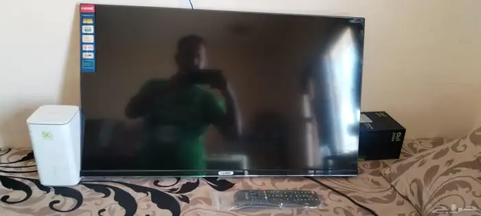 KMC 32 INCH NEW led 0
