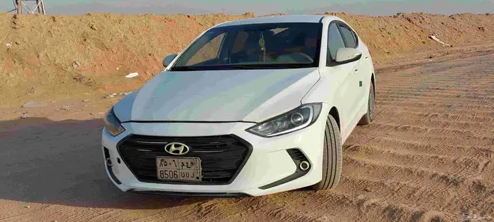 Hyundai Elantra 2017 0