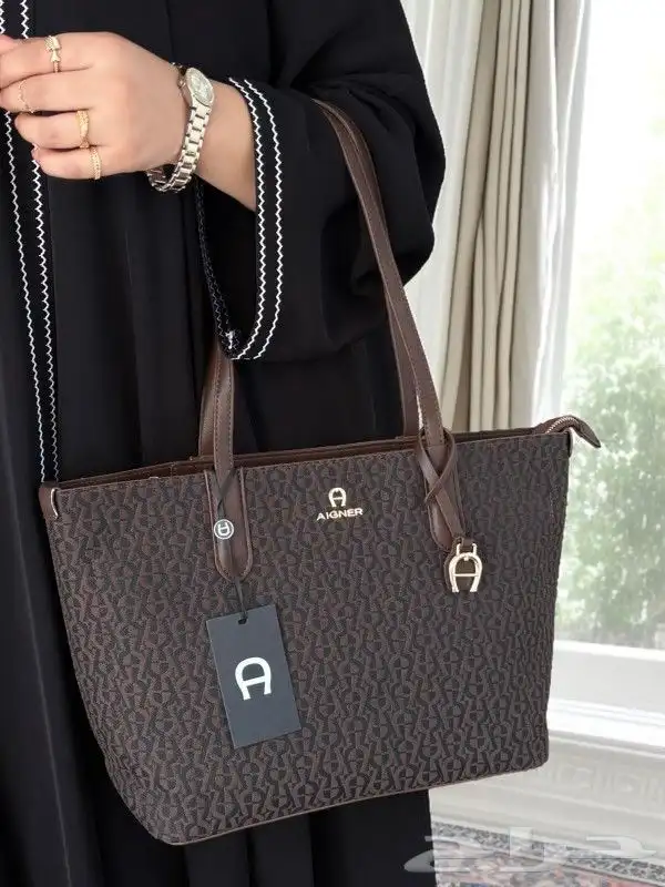 شنطة اقنر سلة جامعية ماستر هاي كواليتي معا ملحقاتها 1