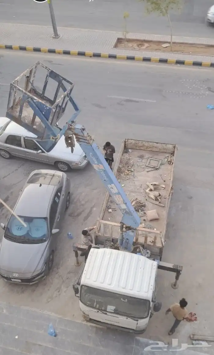 كرينات رفع كرينات سلة رافعات شوكية بوم تراك مشاوير ي 1