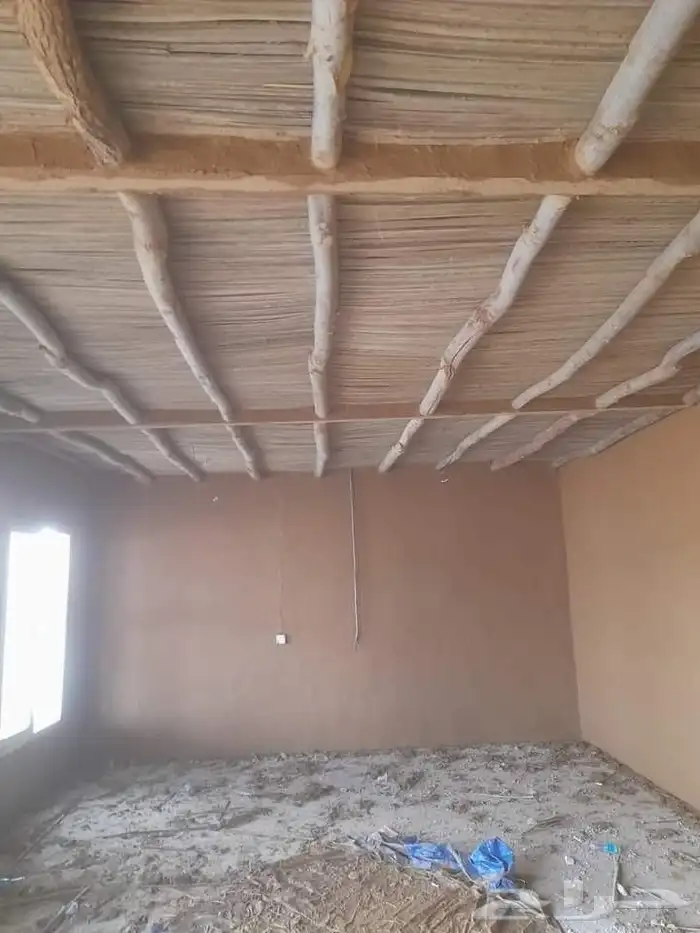 متخصصون في مباني الطبن التراثيه 1