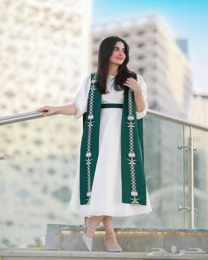 قمصان وبشت تيشرت اليوم الوطني 95 9