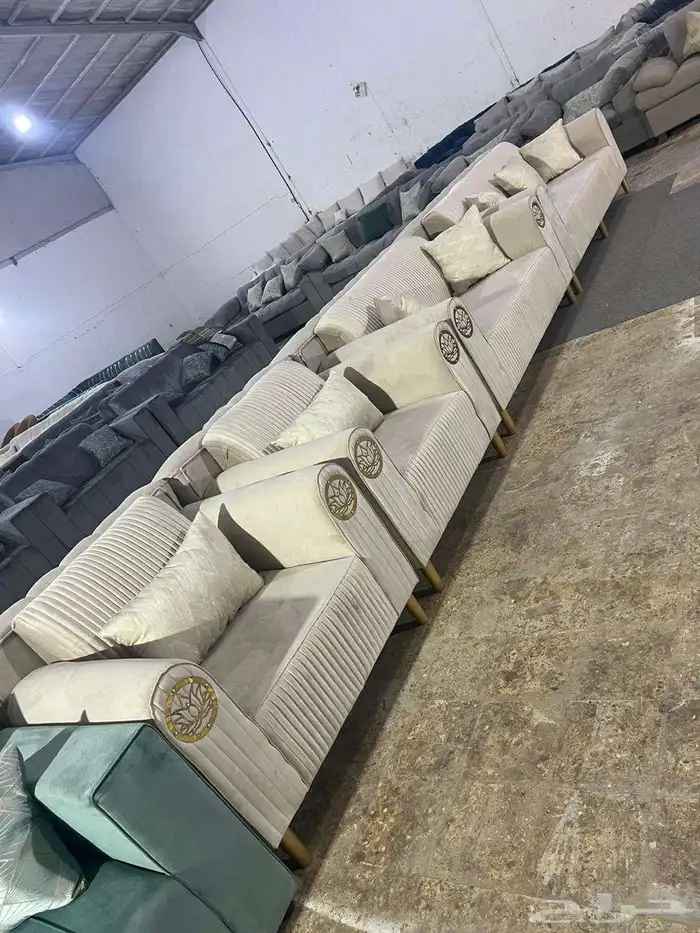 كنب جديد جاهز وبسعر المصنع شامل التوصيل 30
