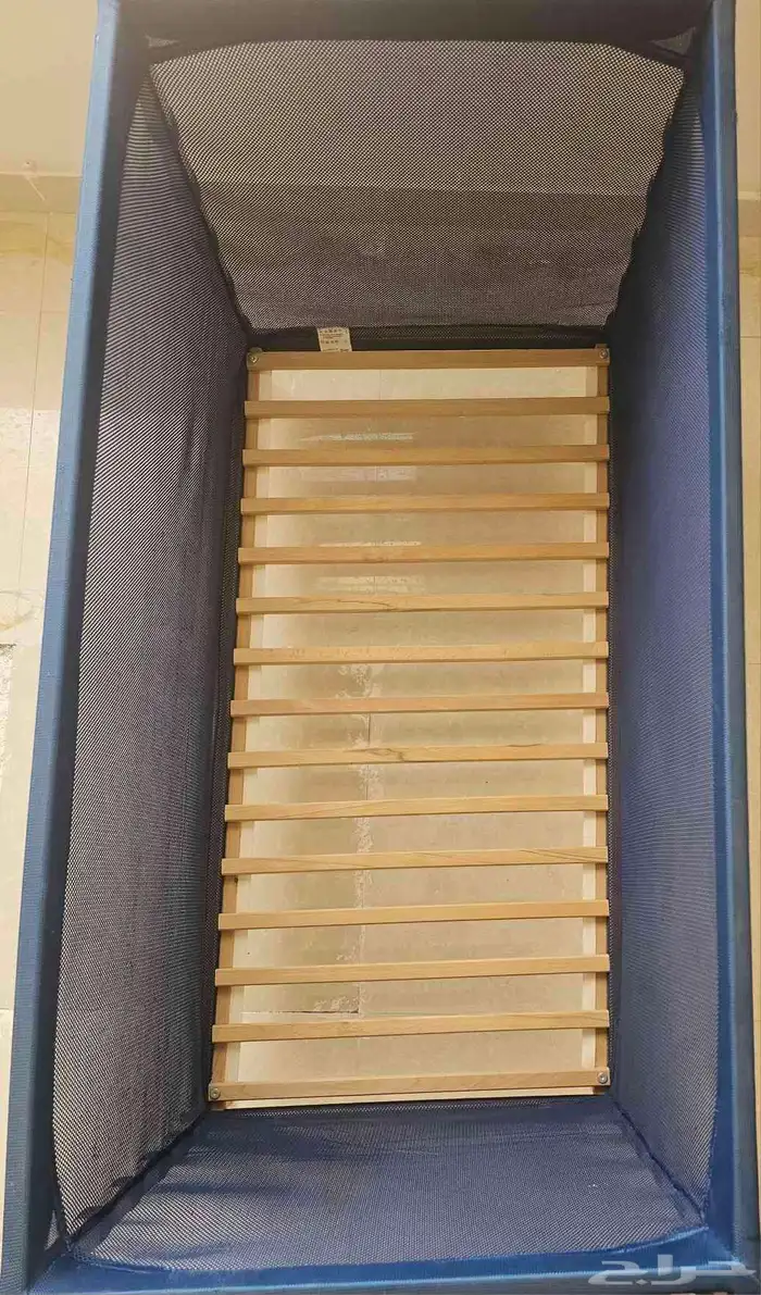 سرير اطفال ايكيا نظيف 2