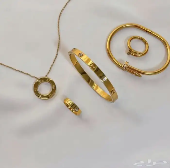 توفرت الجديد اطقم نسائي انيق الصور بسعر شامل ملحقات المار 6