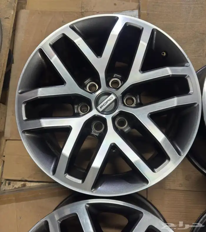 جنوط فورد رابتر موديل 2018 اصلي وكاله مقاس 17 0