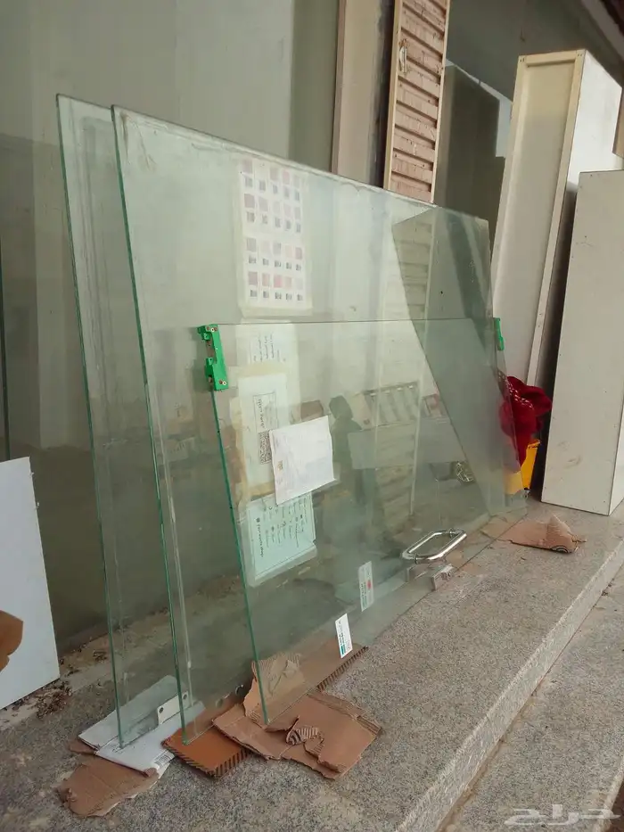 ثلاثه ابواب زجاج 300ريال حي العسيله 0