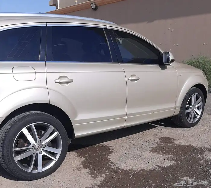 Audi Q7 2012 اودي قمه النظافه اعلي فئة 9