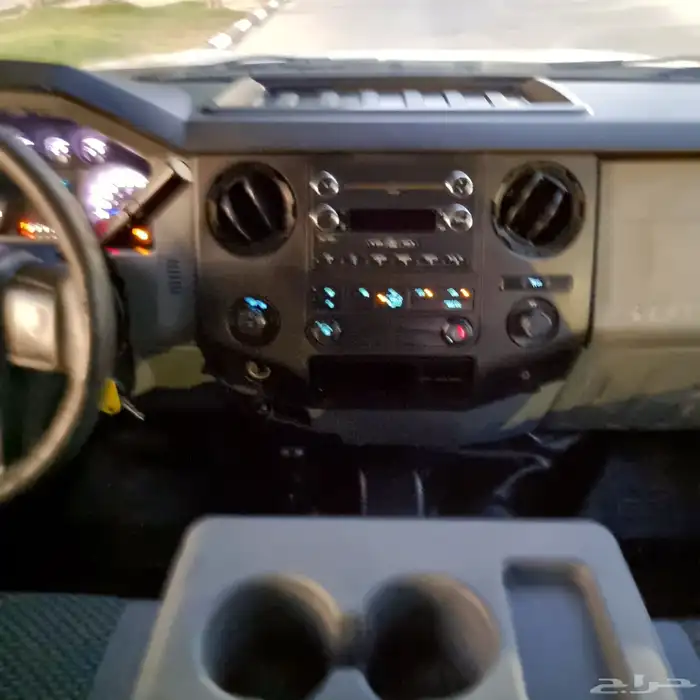 فورد F350 موديل 2013 دبل نظيف جدا للمستخدم 31