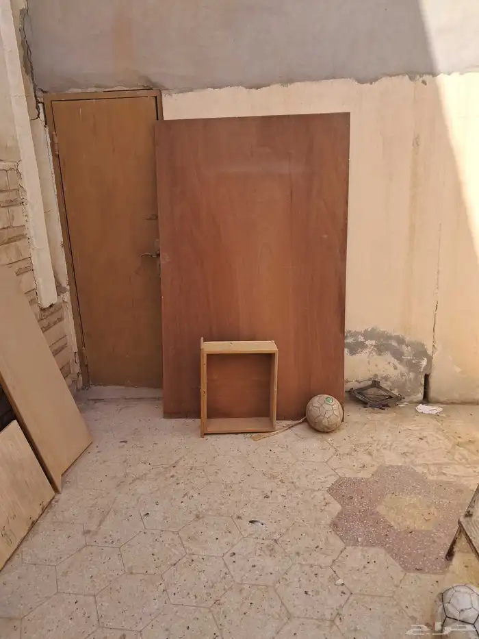 دولاب ملابس مستعمل نظيف بدون كسور 1