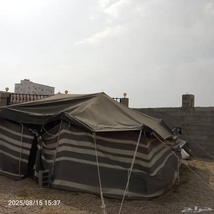 بيت شعر 4في 6مافيه شي مع اغراضه كامله 2